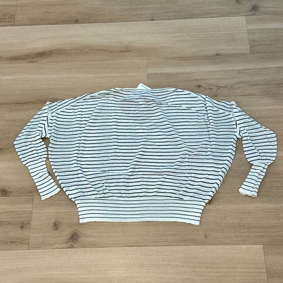 NWT* Olivaceous Linen Blend White Sweater w/ Black Stripes - Women's S - Picture 5 of 7